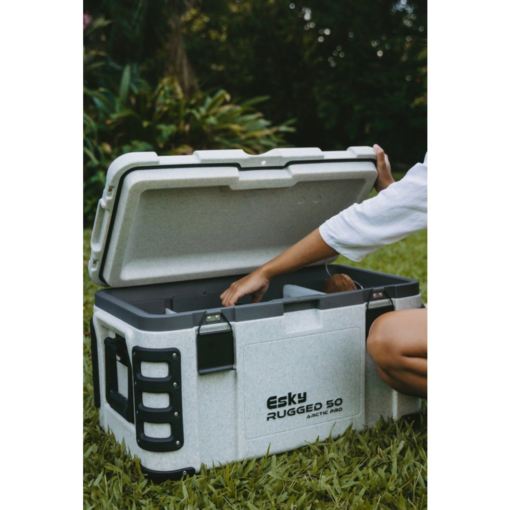 Esky arctic store pro rugged cooler